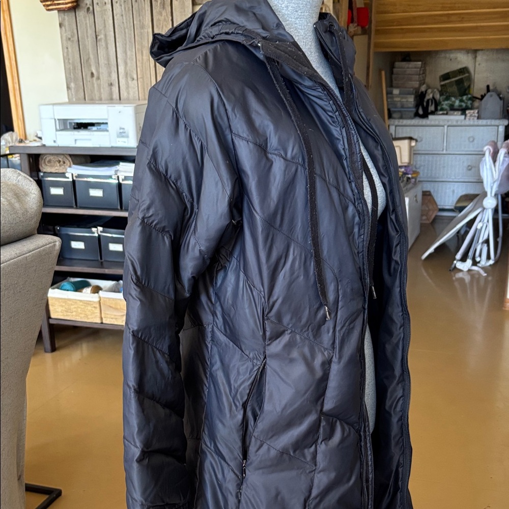 Helly Hansen Black Ski Jacket with Hood